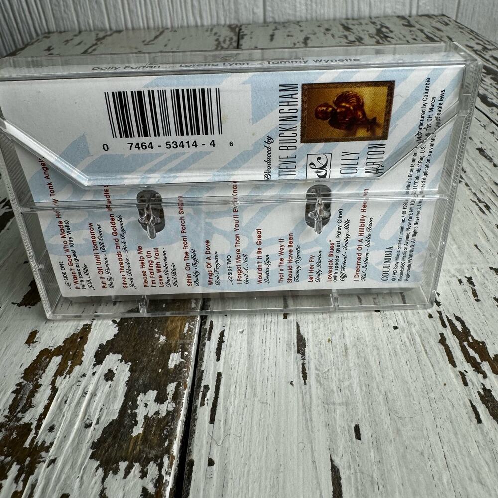 Honky Tonk Angels Loretta Lynn Dolly Parton Tammy Wynette 1993 Cassette Tape - Picture 2 of 6